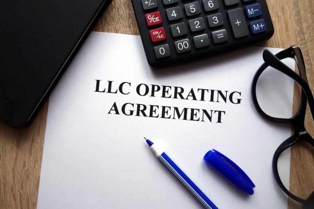 What Happens to a Limited Liability Company After a Member Dies?